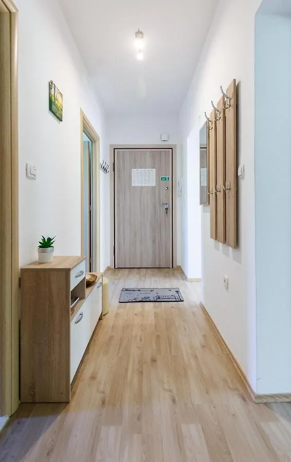 Apartment Green Forest