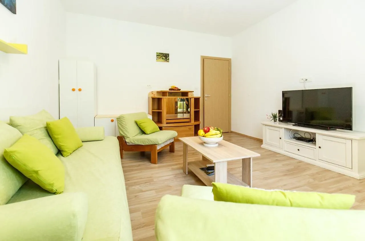 Apartment Green Forest 0*, Split Croatia